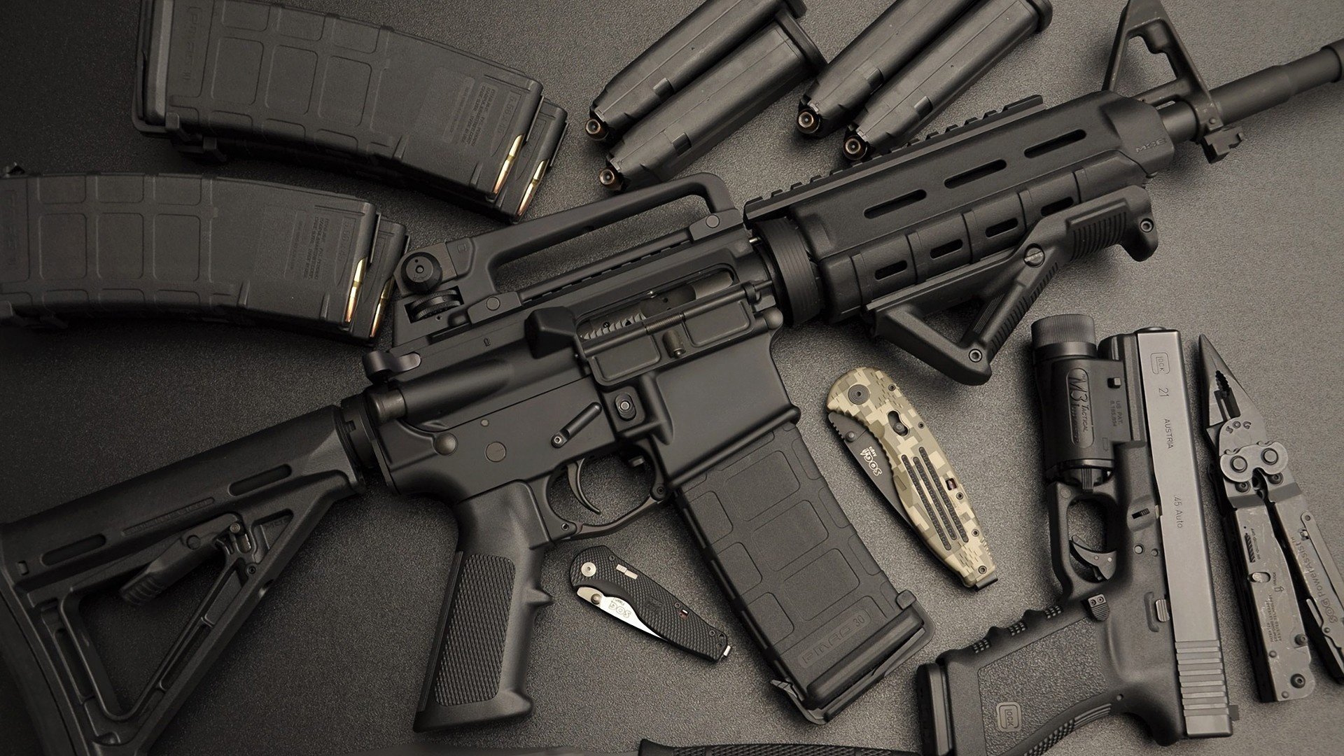 “武术对决:2025世界运动会高新体育中心武者斗志昂扬”