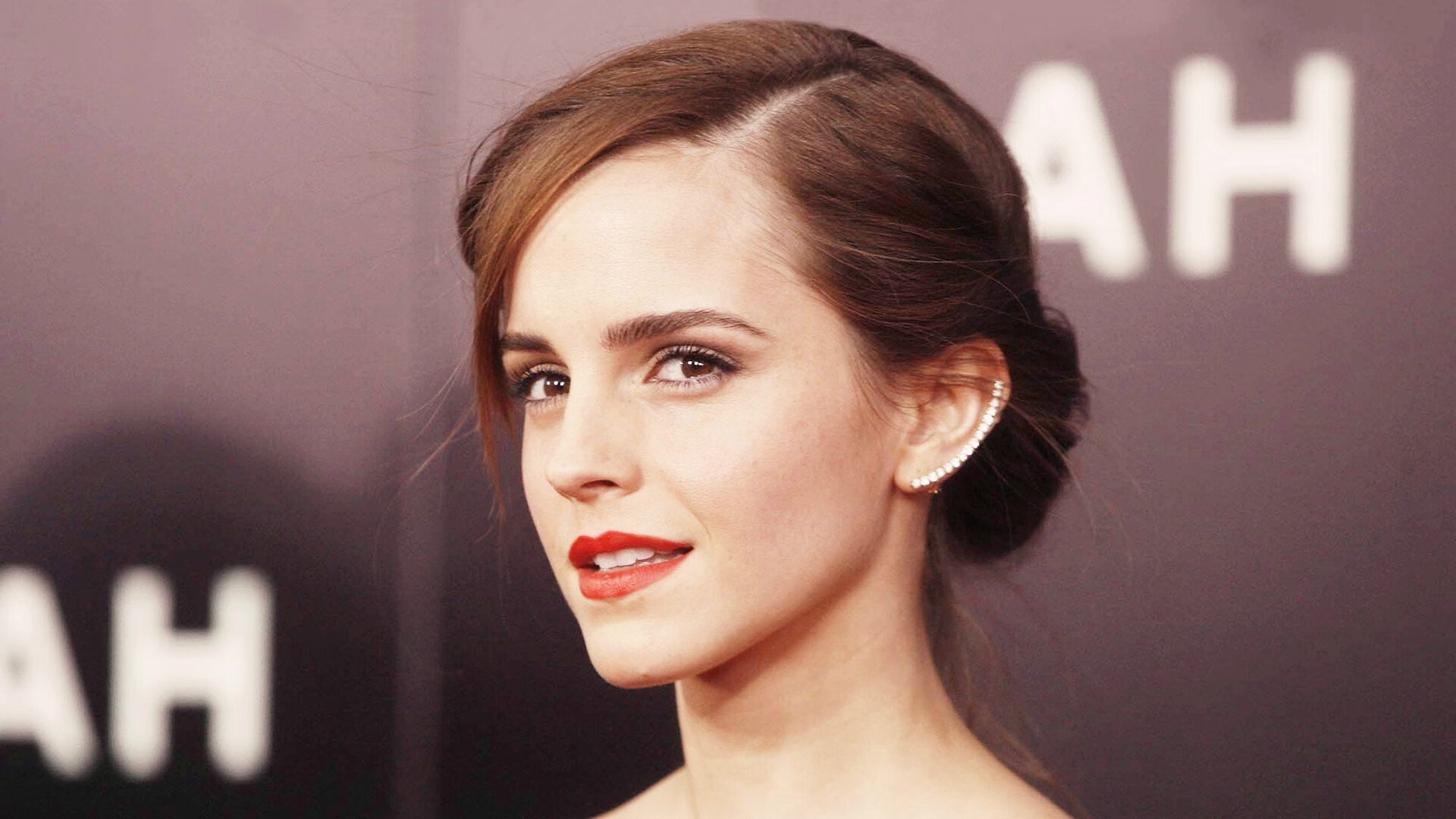 张伟丽赛场表现获赞格斗冠军赛,张伟丽最新格斗比赛视频