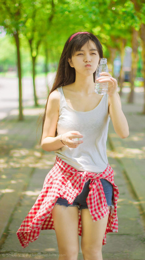 球队防守端加强协作减少漏人和失误提升整体防线稳定性,1.防守有球队员技术的基本要求